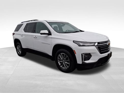 Used 2023 Chevrolet Traverse LT AWD/4WD image 1