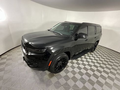 Used 2025 Jeep Wagoneer Series II w/ Premium Group I image 9