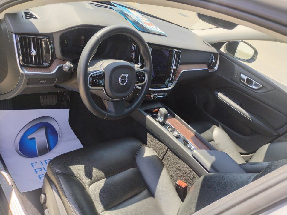 Used 2024 Volvo S60 B5 Plus FWD image 30