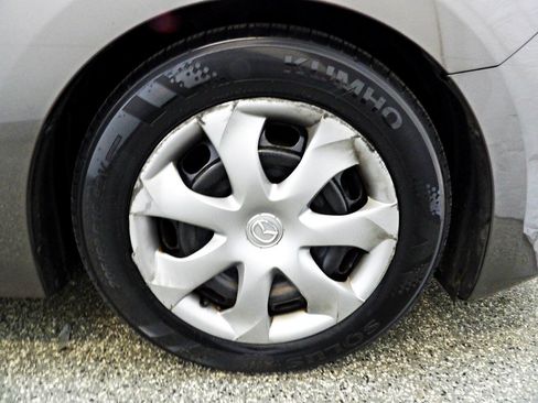 Used 2015 MAZDA MAZDA3 i Sport FWD image 20