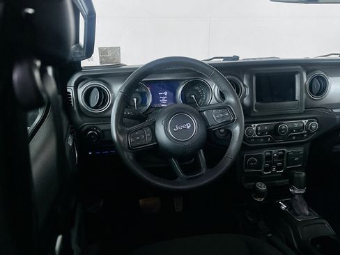 Used 2023 Jeep Wrangler Unlimited w/ Cold Weather Group AWD/4WD image 17