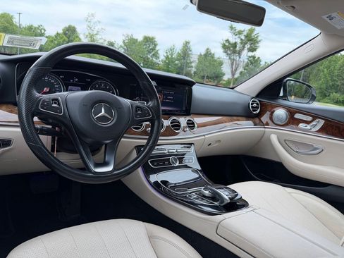 Used 2018 Mercedes-Benz E 300 4MATIC image 28