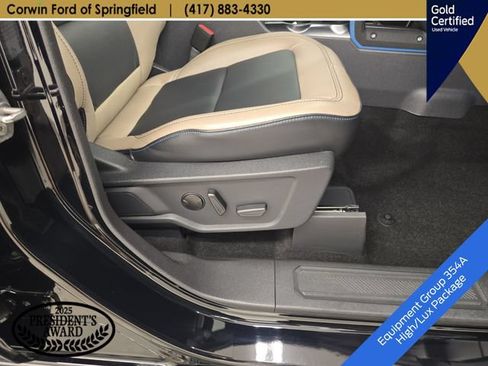 Certified 2024 Ford Bronco Wildtrak AWD/4WD image 12
