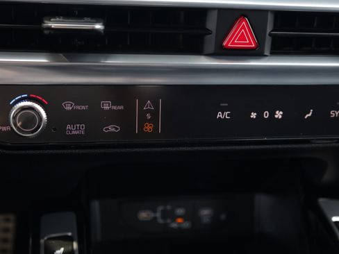 New 2026 Kia Sorento SX Prestige AWD/4WD image 11