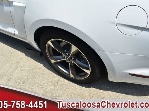 Used 2016 Ford Mustang Coupe w/ Equipment Group 051A RWD image 17