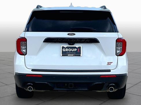 Used 2023 Ford Explorer ST-Line w/ Class IV Trailer Tow Package RWD image 5