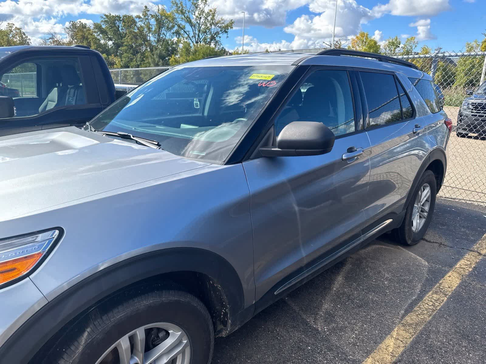 Used 2021 Ford Explorer XLT AWD/4WD image 22