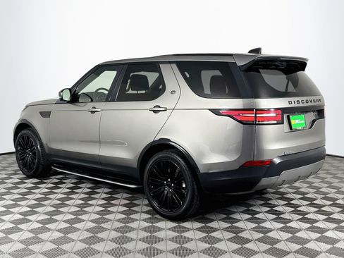 Used 2017 Land Rover Discovery First Edition AWD/4WD image 6