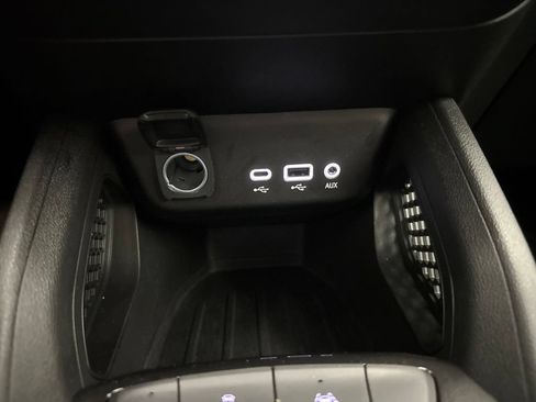 Used 2022 Chevrolet TrailBlazer LT w/ Convenience Package FWD image 31