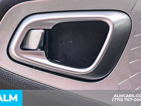 Used 2025 Kia Soul LX w/ LX Technology Package FWD image 45