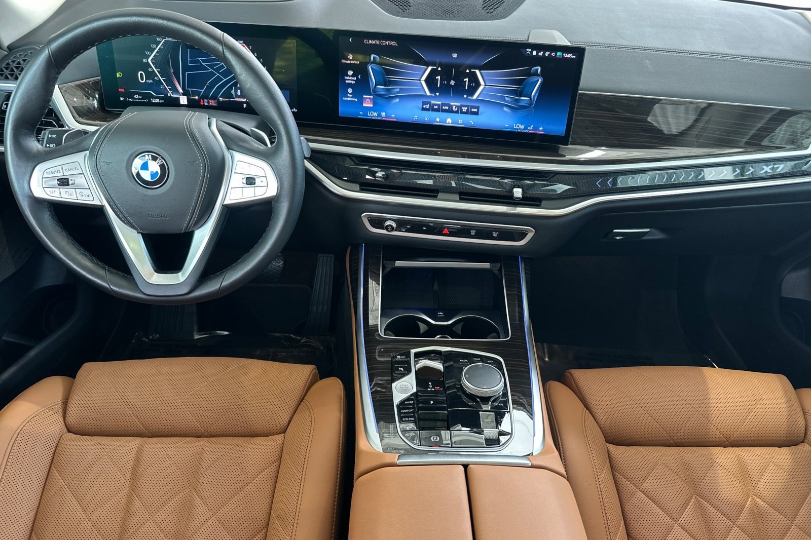 Used 2024 BMW X7 xDrive40i AWD/4WD image 17