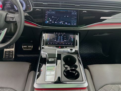 Used 2024 Audi SQ8 Premium Plus w/ S Sport Package image 11