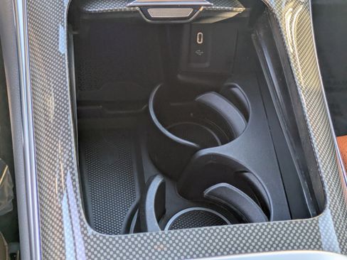 Used 2023 Mercedes-Benz GLC 300 w/ Exclusive Trim Package image 25