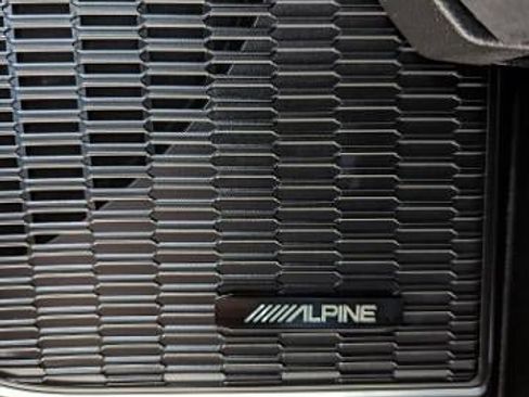 Used 2022 Jeep Grand Cherokee Overland image 21