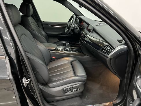 Used 2016 BMW X5 xDrive50i image 18
