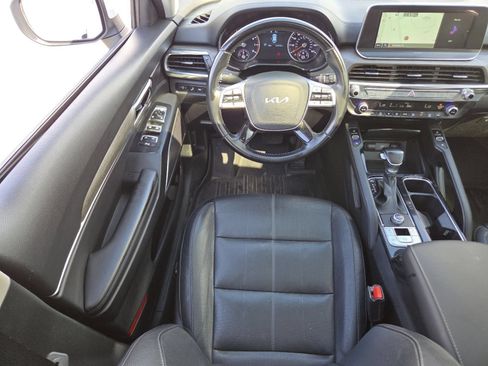 Used 2022 Kia Telluride EX w/ EX Premium Package FWD image 28