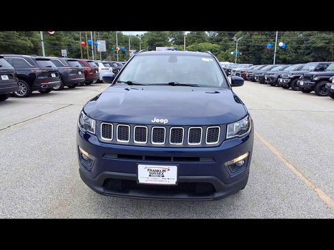 Certified 2018 Jeep Compass Latitude w/ Cold Weather Group AWD/4WD image 3