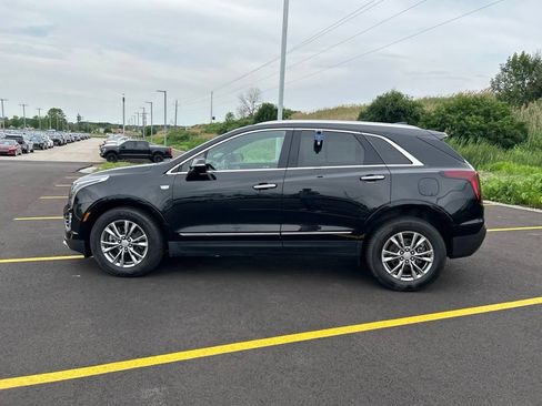 Used 2021 Cadillac XT5 Premium Luxury w/ LPO, Floor Liner Package AWD/4WD image 10