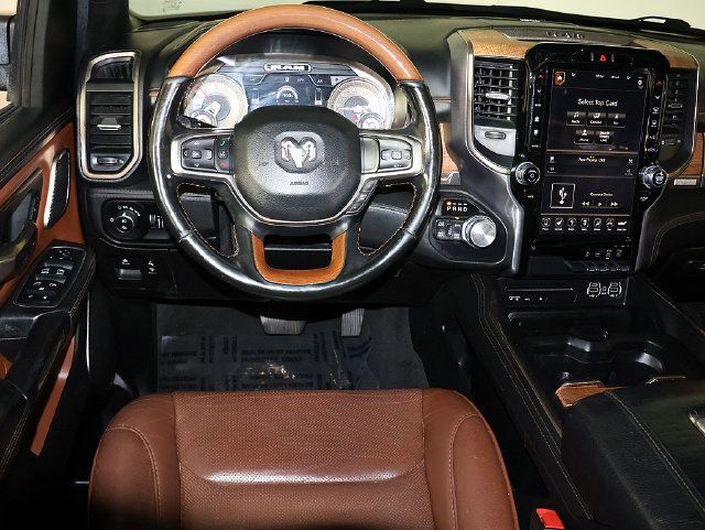 Used 2019 RAM 1500 Limited AWD/4WD image 3