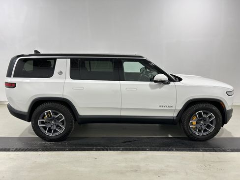 Used 2024 Rivian R1S Adventure AWD/4WD image 6