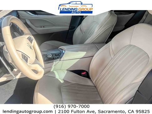 Used 2019 Maserati Levante S GranLusso image 16