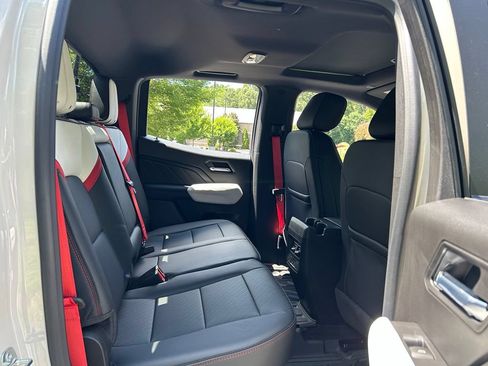 New 2026 GMC Canyon AT4X w/ AT4X AEV Edition AWD/4WD image 54