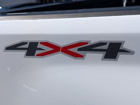 Used 2024 Chevrolet Silverado 2500 LTZ image 9