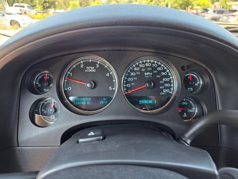 Used 2011 GMC Sierra 2500 Denali AWD/4WD image 14