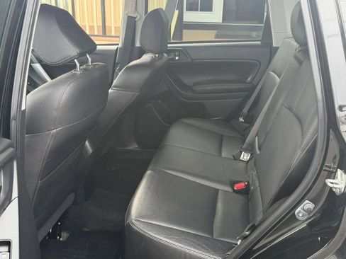 Used 2015 Subaru Forester 2.5i Limited AWD/4WD image 12
