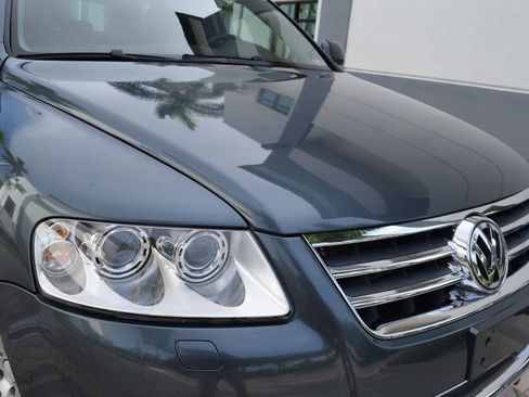 Used 2004 Volkswagen Touareg V10 TDI AWD/4WD image 12