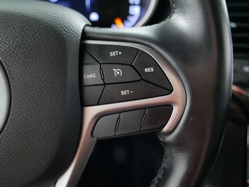Used 2021 Jeep Grand Cherokee Laredo X AWD/4WD image 28