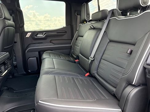 New 2026 GMC Sierra 1500 AT4X AWD/4WD image 32
