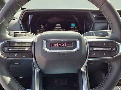 New 2026 GMC Terrain Elevation w/ Elevation Premium Package image 19