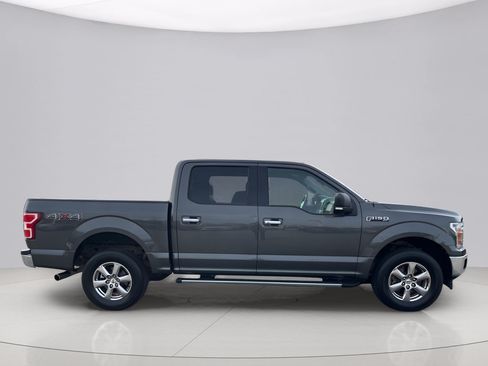 Used 2018 Ford F150 XLT w/ Equipment Group 302A Luxury AWD/4WD image 2