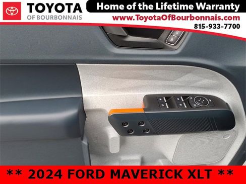 Used 2024 Ford Maverick XLT image 10