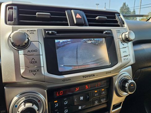 Used 2012 Toyota 4Runner Limited AWD/4WD image 32