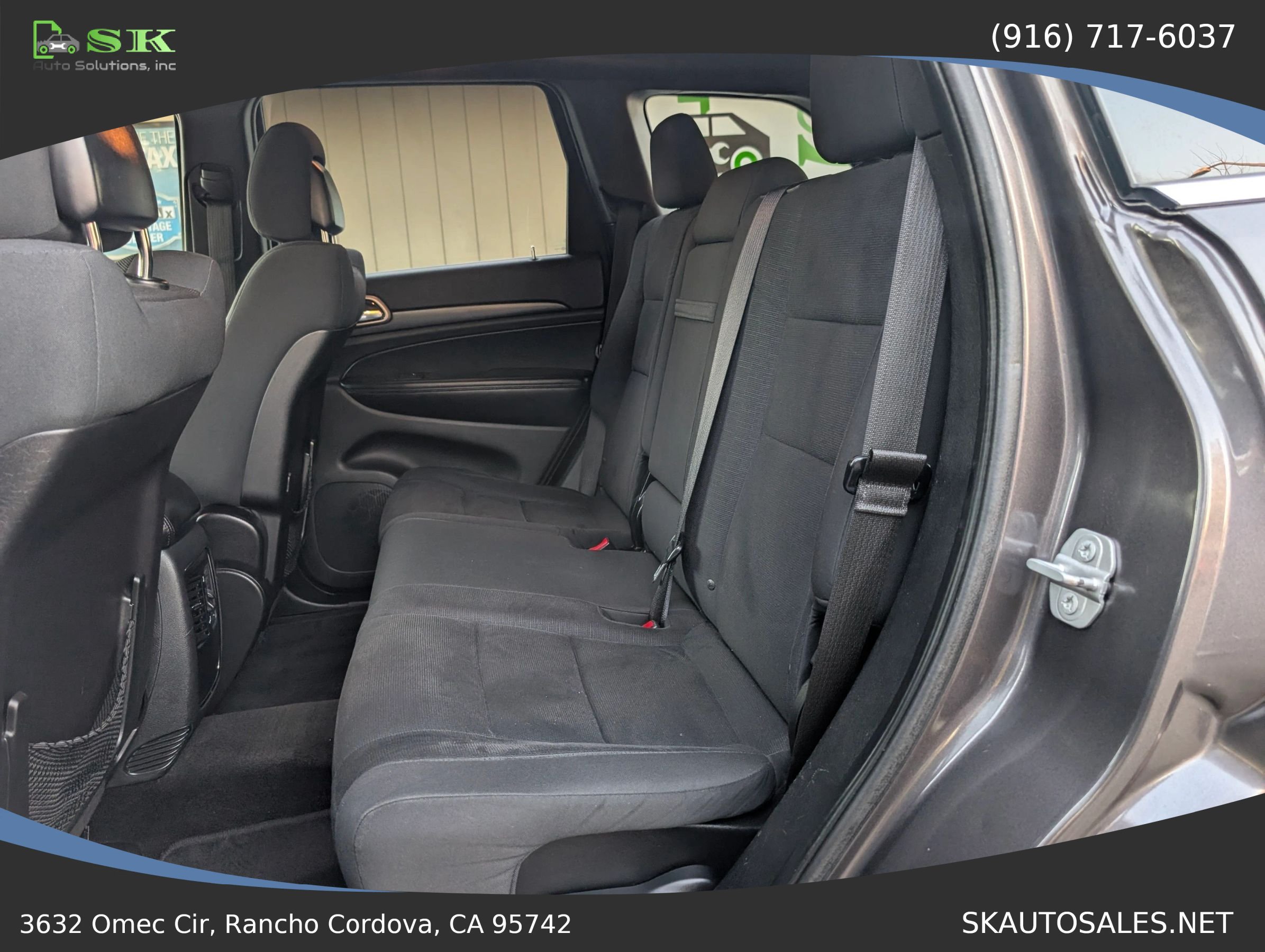 Used 2015 Jeep Grand Cherokee Laredo w/ Quick Order Package 23E AWD/4WD image 31
