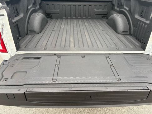 Used 2021 Ford F150 Lariat w/ Equipment Group 502A High AWD/4WD image 13