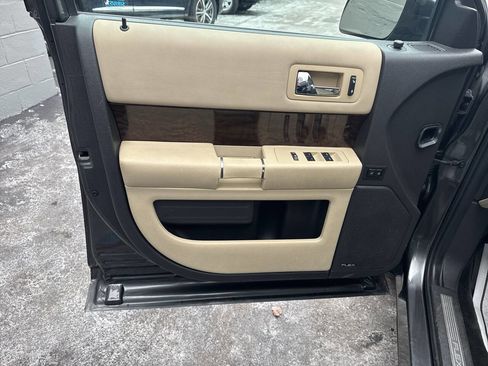 Used 2016 Ford Flex Limited image 12