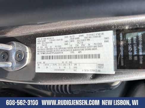 Used 2023 Ford Escape Platinum AWD/4WD image 29