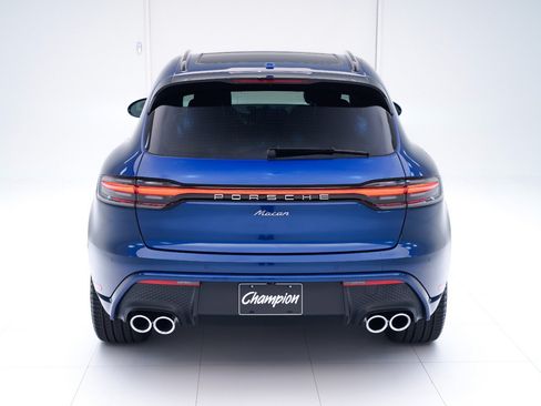 Certified 2026 Porsche Macan AWD/4WD image 10
