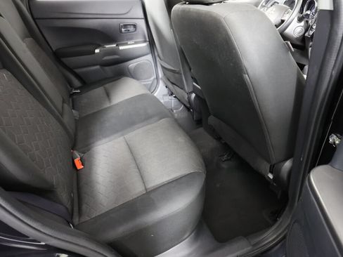 Used 2021 Mitsubishi Outlander Sport SE FWD image 23