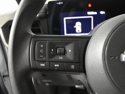 Certified 2025 Nissan Kicks SV image 14