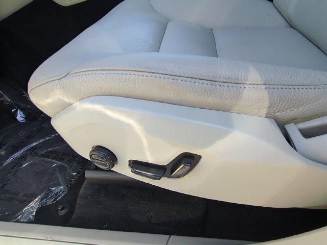 Certified 2023 Volvo XC90 T8 Plus w/ Protection Package Premier AWD/4WD image 14