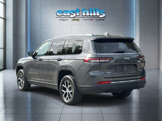 Used 2023 Jeep Grand Cherokee L Limited AWD/4WD image 5