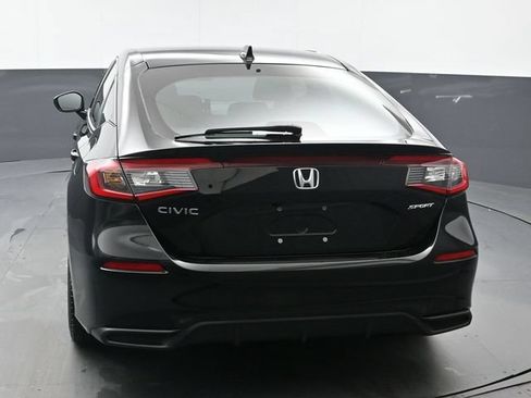Used 2023 Honda Civic Sport image 4