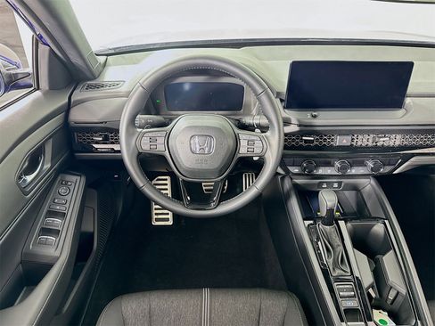 Certified 2025 Honda Accord Sport image 18