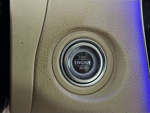 Used 2021 Mercedes-Benz GLC 300 GLC 300 w/ Premium Package image 21