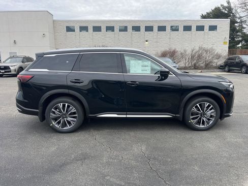 New 2026 INFINITI QX60 Luxe w/ Cargo Package image 2