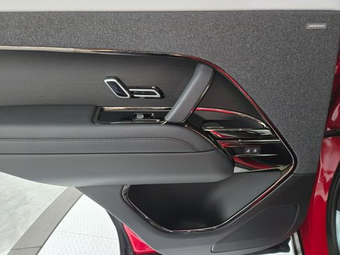 Used 2023 Land Rover Range Rover Sport SE Dynamic image 22